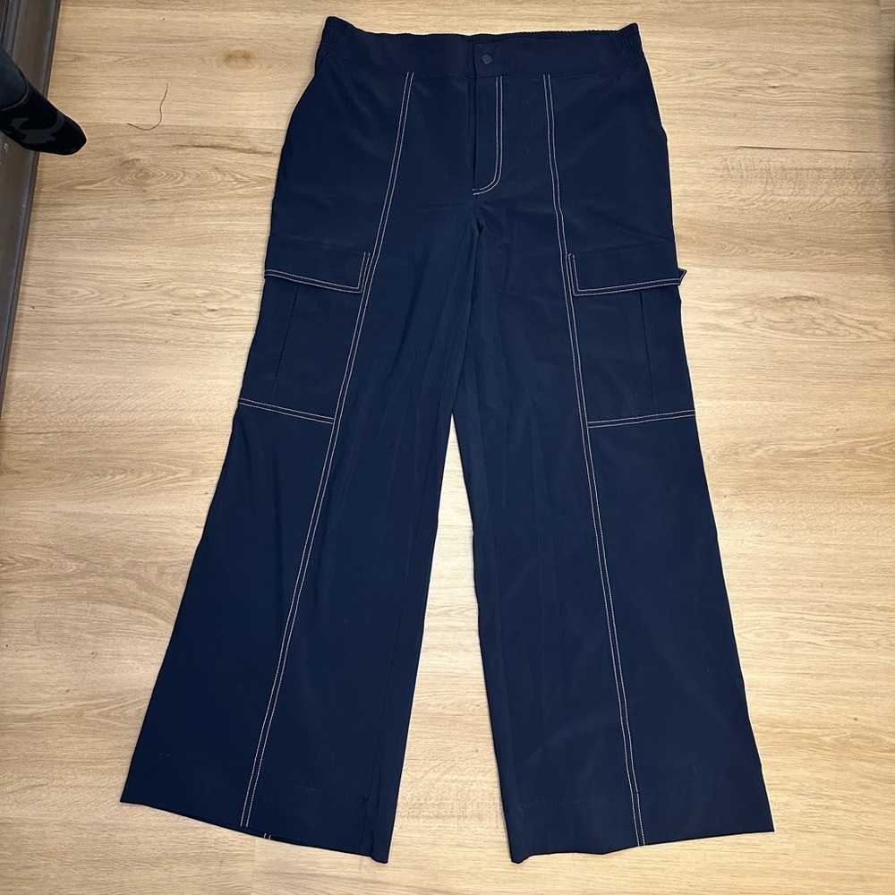 Athleta Chelsea Wide Leg pant size 14